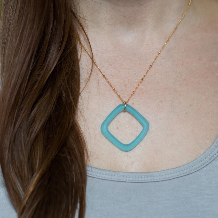 Gin Necklace - Aqua